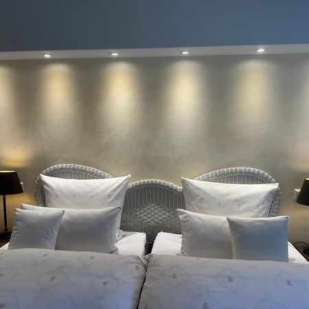 Gaestehaus Ina-Maria, Apartments Obernhof ภายนอก รูปภาพ