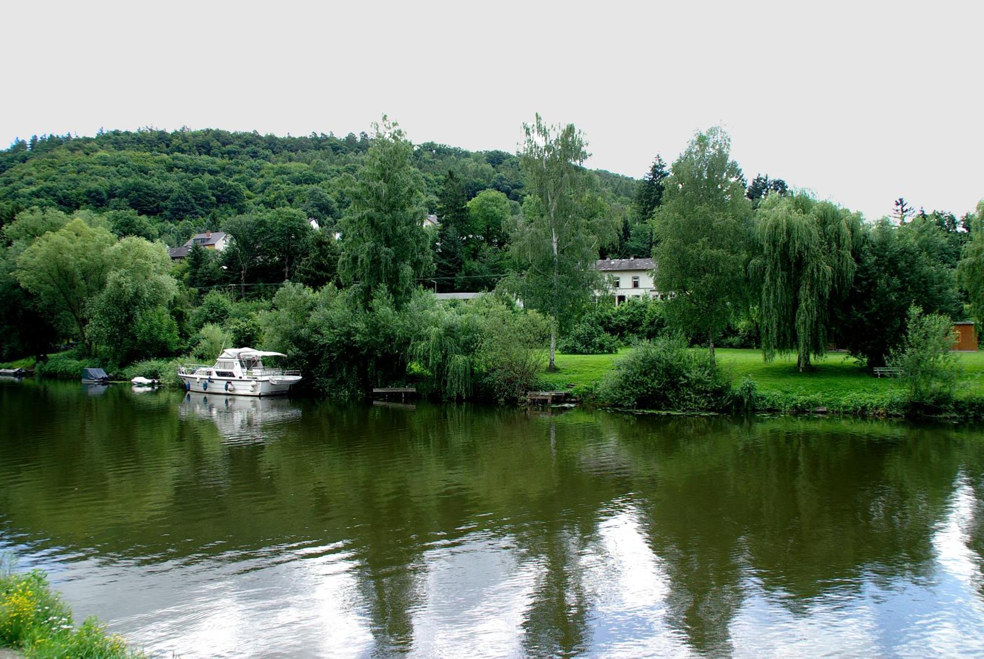 Gaestehaus Ina-Maria, Apartments Obernhof ภายนอก รูปภาพ