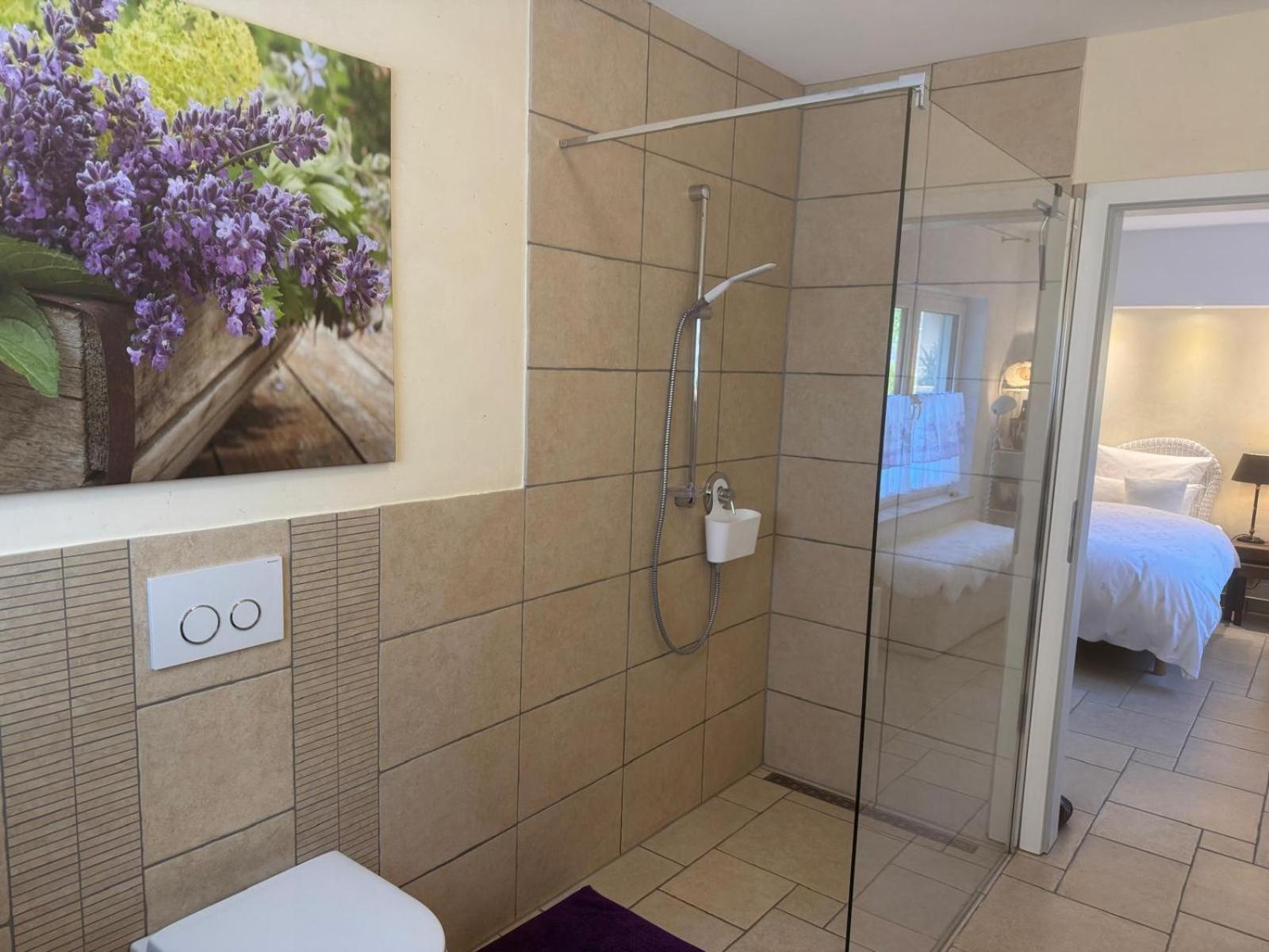 Gaestehaus Ina-Maria, Apartments Obernhof ภายนอก รูปภาพ
